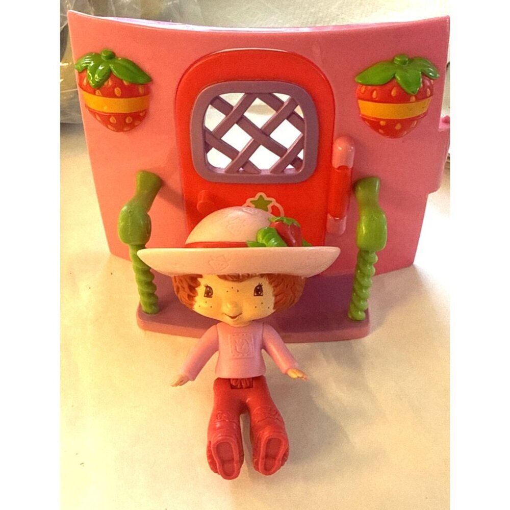 McDonald's Strawberry Shortcake Happy Meal Toy 3” Figure Replacement House Door - Picture 2 of 10
